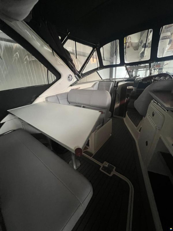 Regal 2860 Window Express