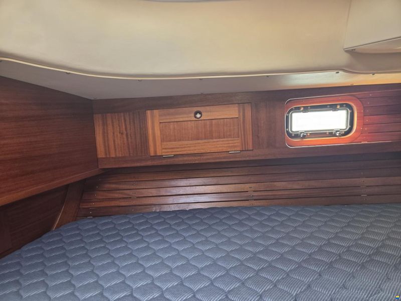 Hallberg-Rassy 382