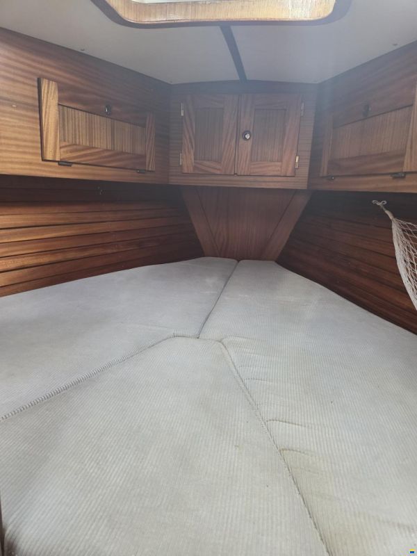 Hallberg-Rassy 382