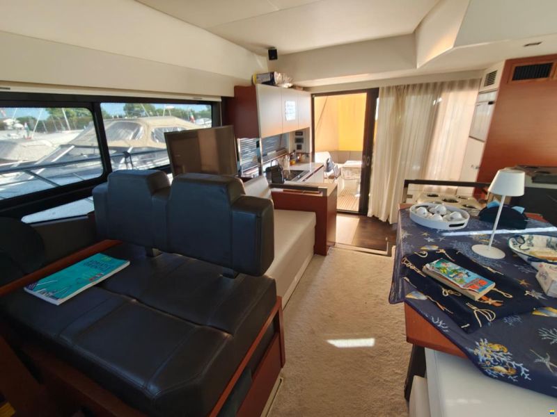 Prestige 460