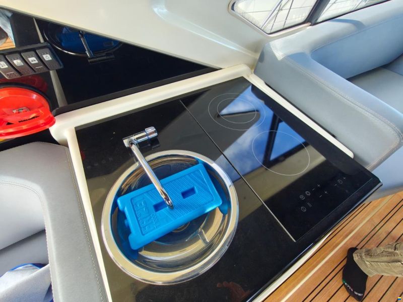 Cranchi M 44 HT