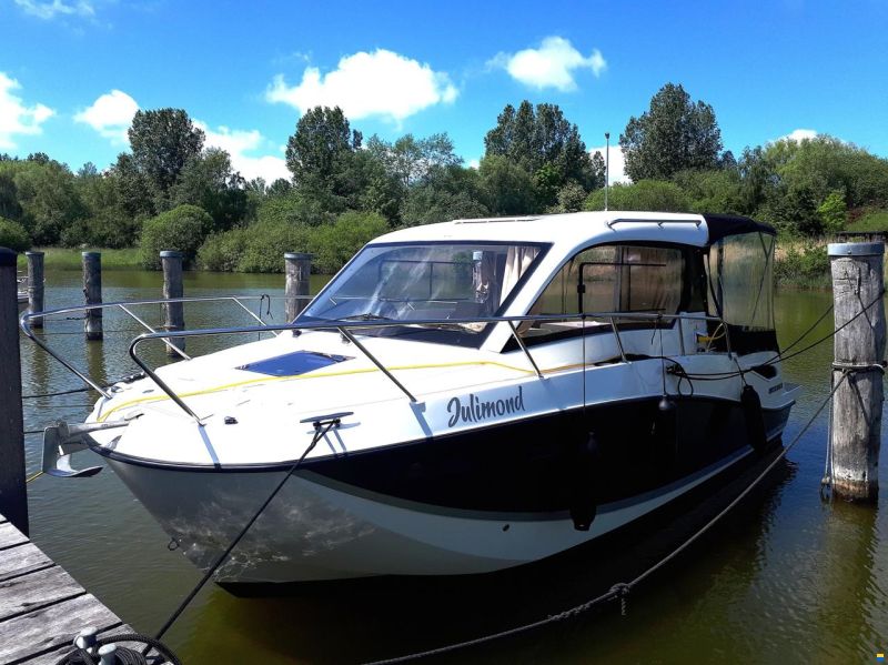 Quicksilver 755 Weekend