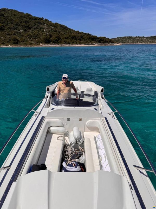 Sunseeker XS 2000
