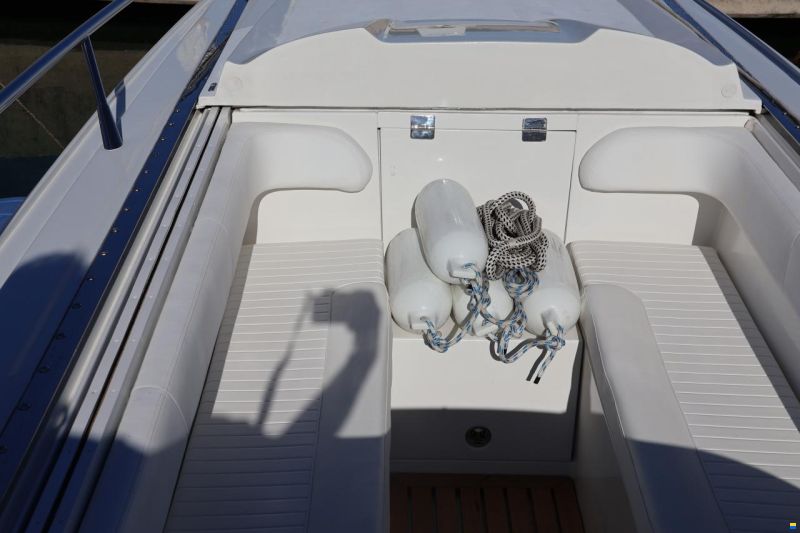 Sunseeker XS 2000