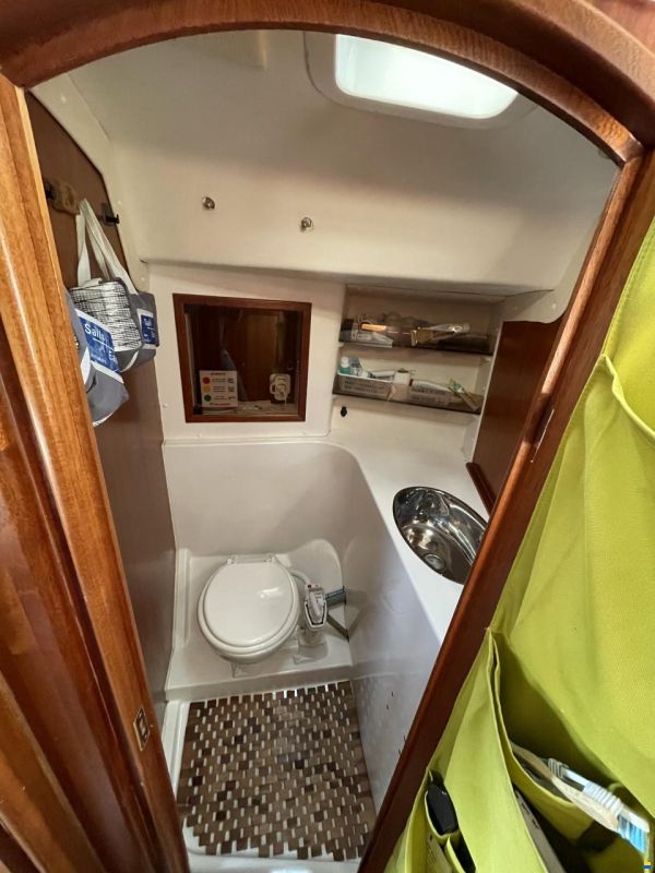 Hanse 331