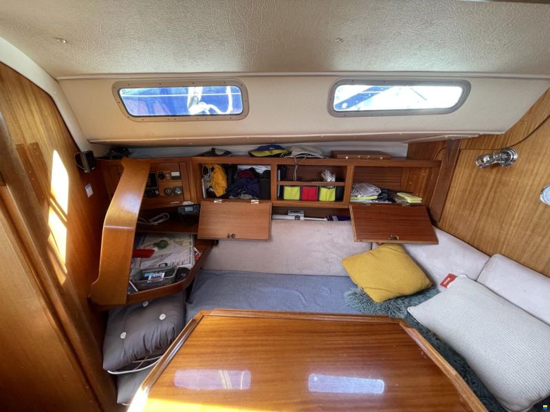 Hanse 331