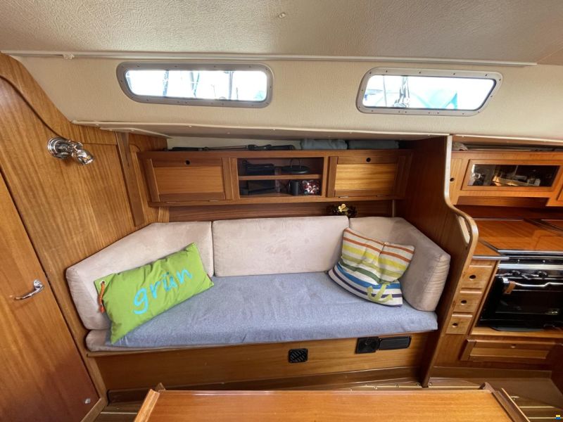 Hanse 331
