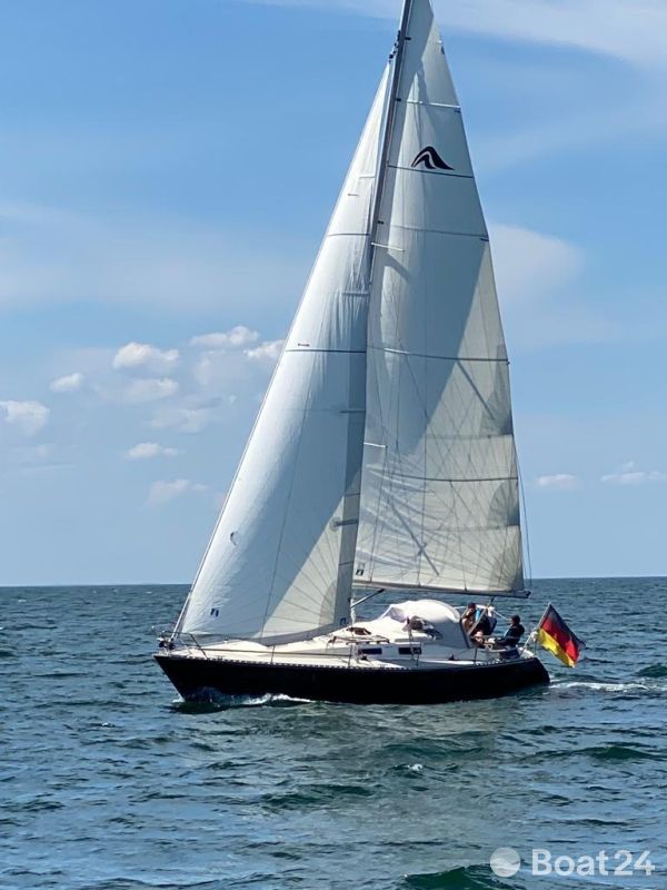 Hanse 331