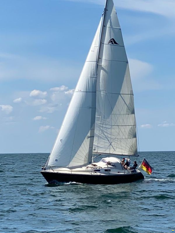 Hanse 331
