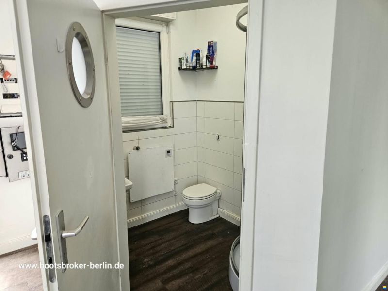 Floating Home Gabriella HBO 103