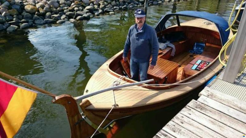 Tuckerboot