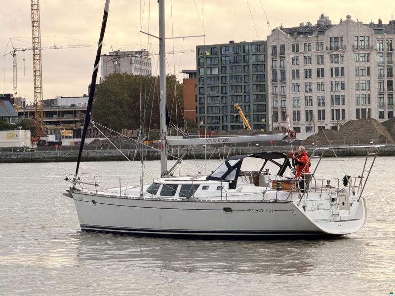 Jeanneau Sun Odyssey 43 DS