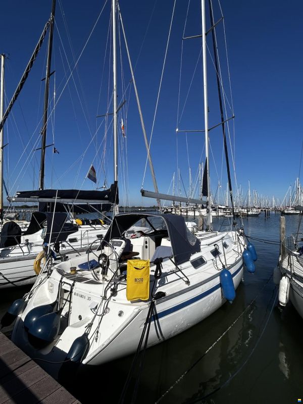Bavaria 35 Holiday