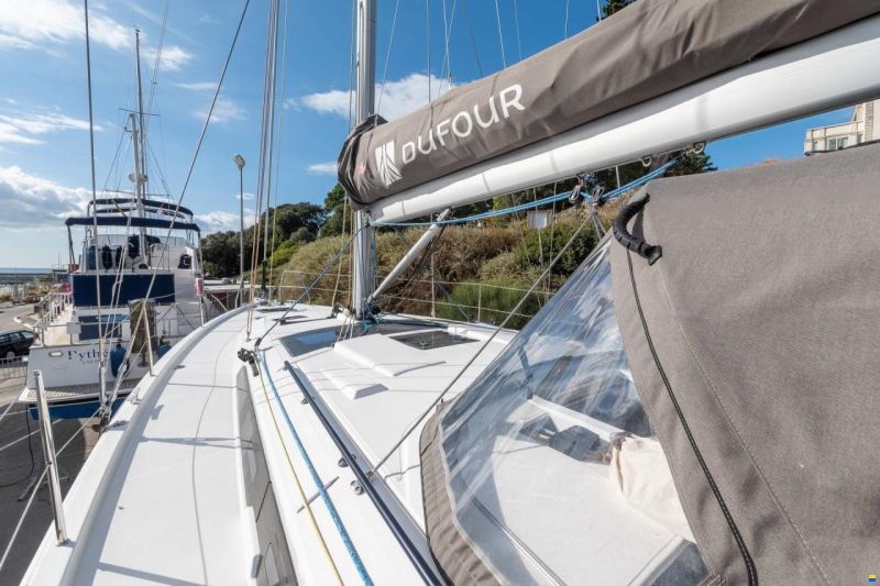 Dufour DY41