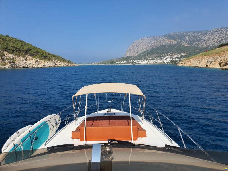 Princess Flybridge 54