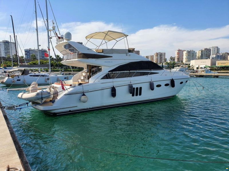 Princess Flybridge 54