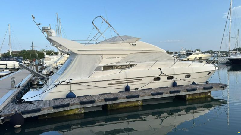 Princess 440 Fly