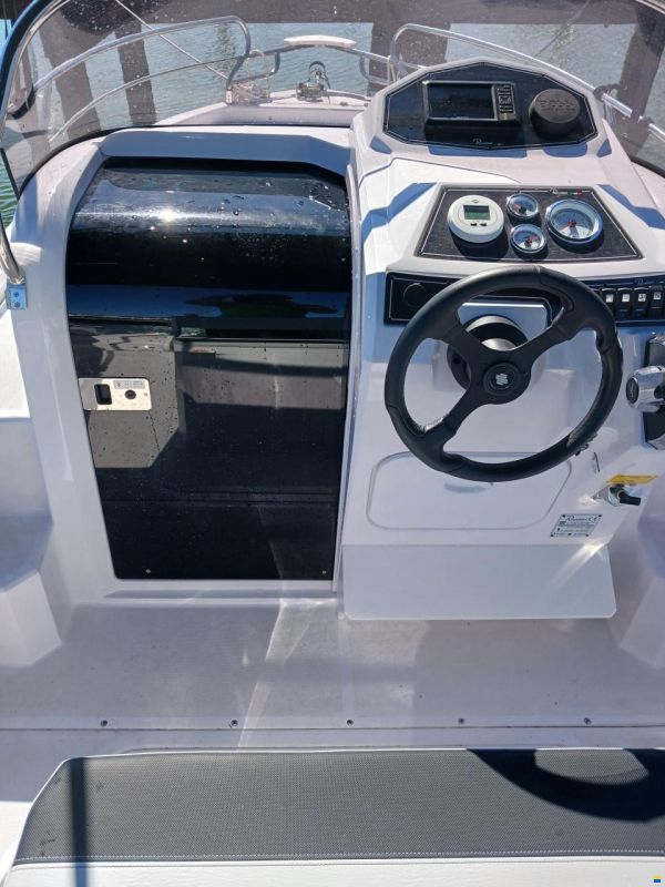 Ranieri Shadow 19