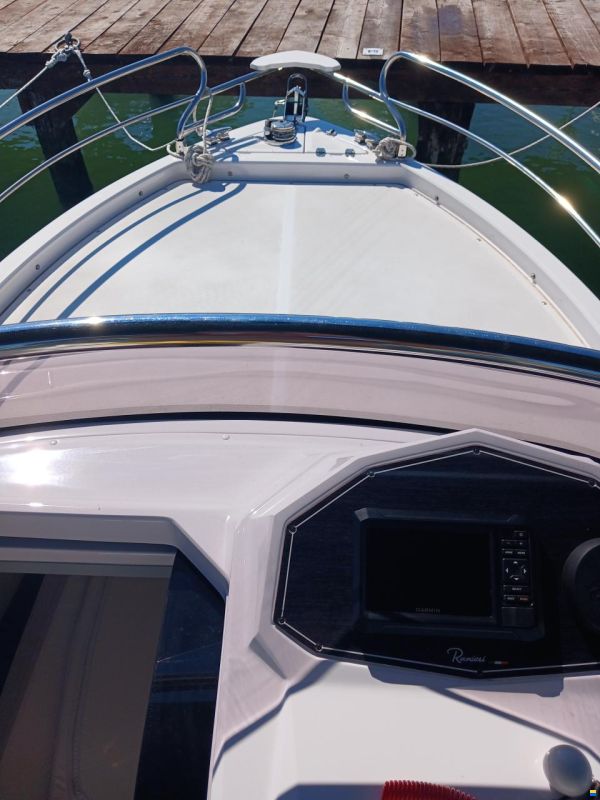 Ranieri Shadow 19