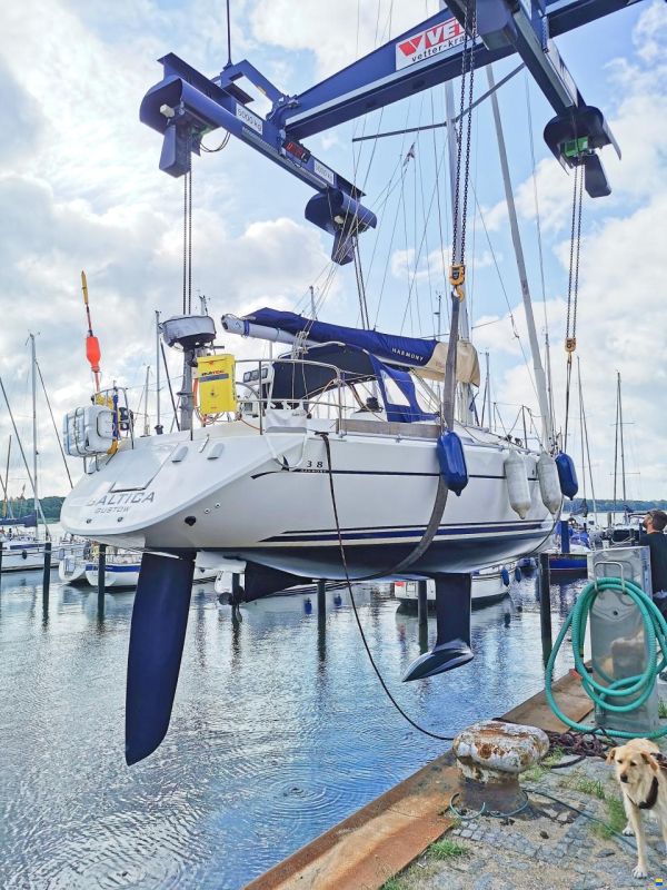 Harmony 38 Vintage