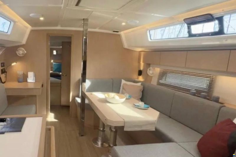 Bavaria C42