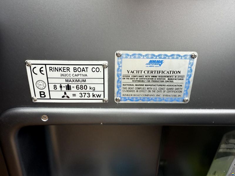 Rinker 262 Captiva