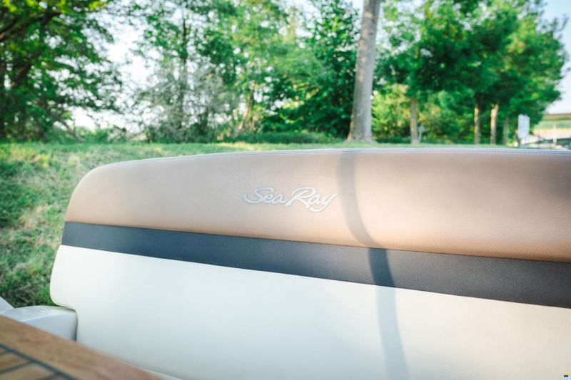 Sea Ray Sundancer 265