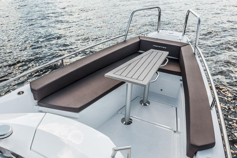 Axopar 28 CABIN