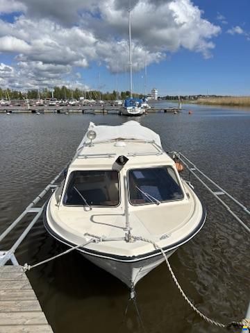 Uttern 560HT