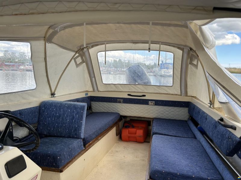 Uttern 560HT
