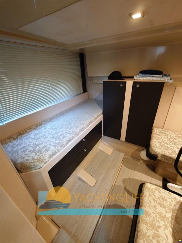 Cranchi M44 HT