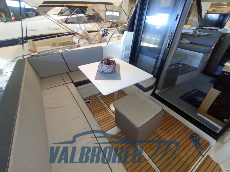 Jeanneau Merry Fisher 895