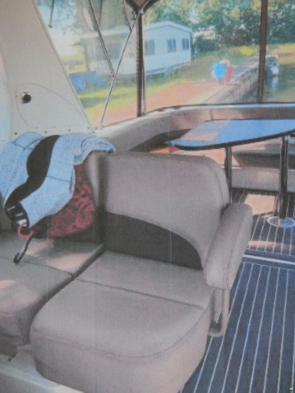 Bayliner 325 SB