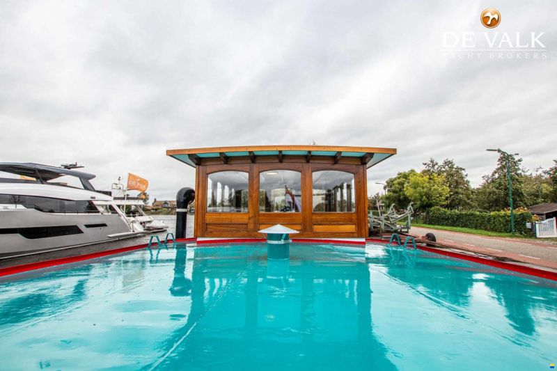 Luxe motor 28M