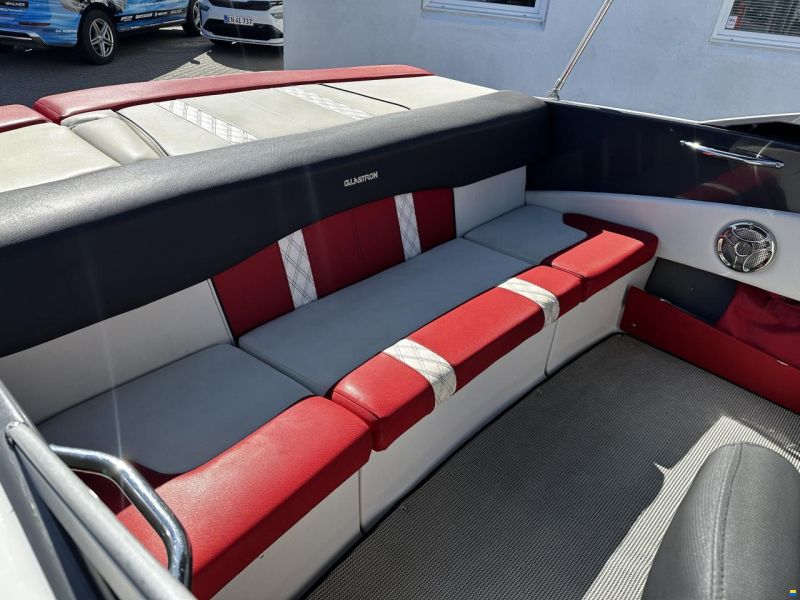 Glastron 185 GTS, MerCruiser 4.5 250 HK V6...