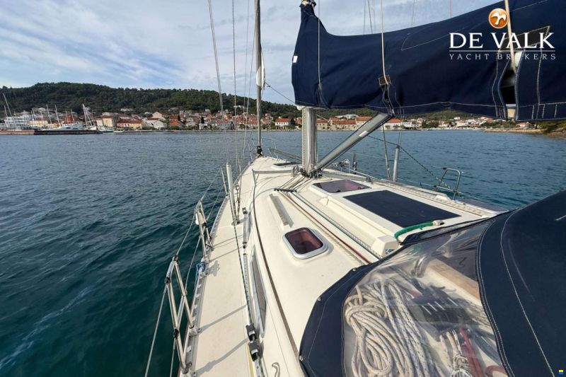 Hanse 371