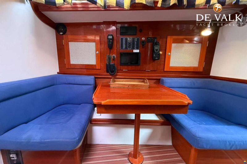 Hanse 371