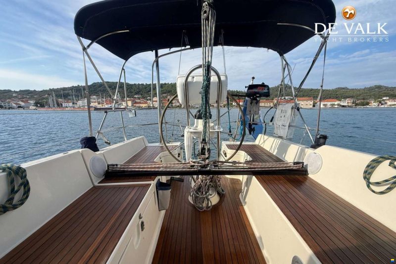 Hanse 371