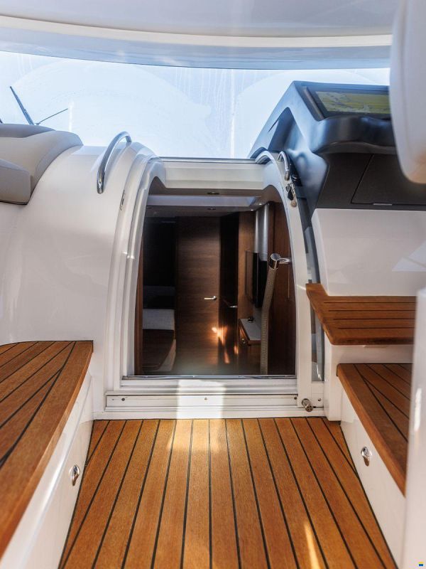 Princess V40
