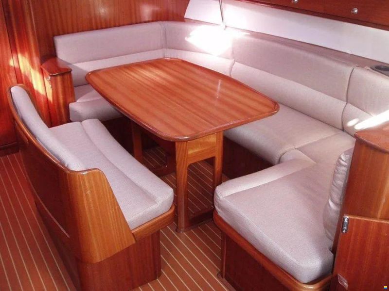 Bavaria Cruiser 38