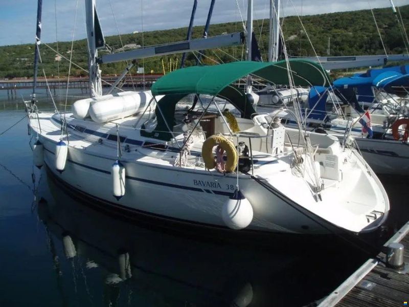 Bavaria Cruiser 38
