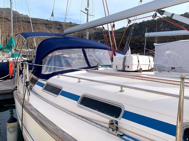 Bavaria 42