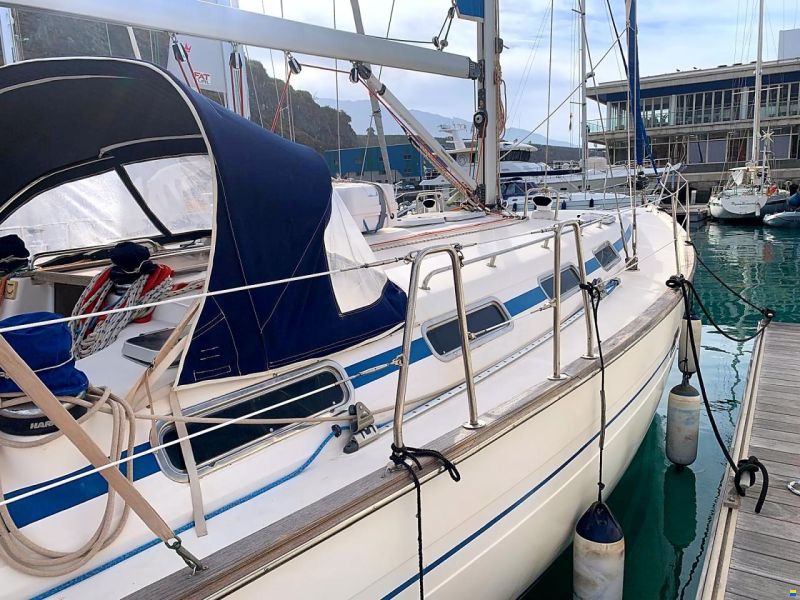 Bavaria 42