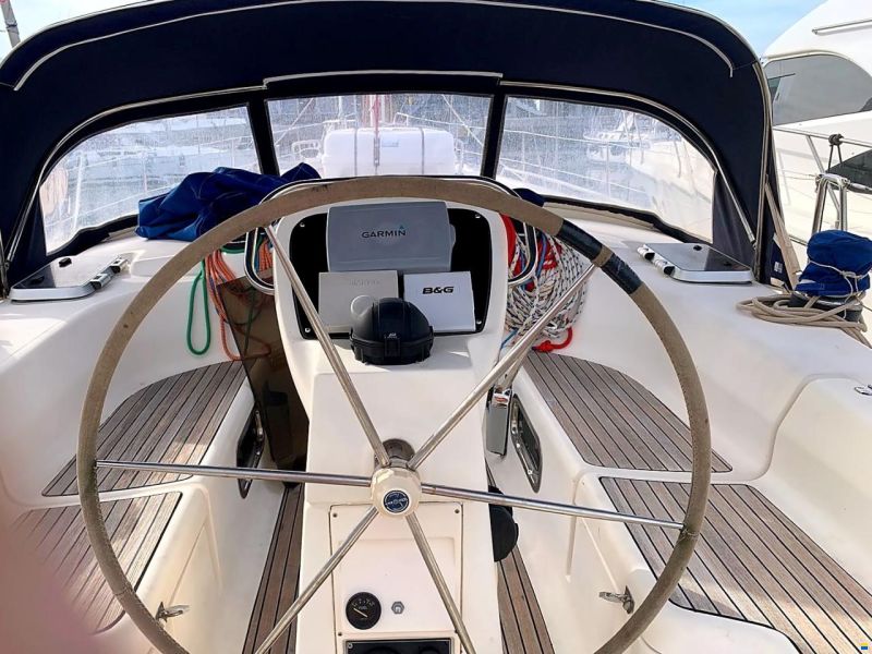 Bavaria 42