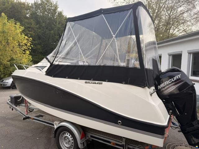 Quicksilver 505 Cabin mit 60PS CT & Trailer