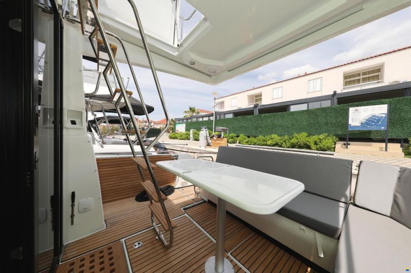 Beneteau Antares 11 FLY
