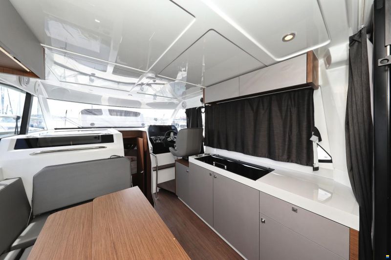 Beneteau Antares 11 FLY