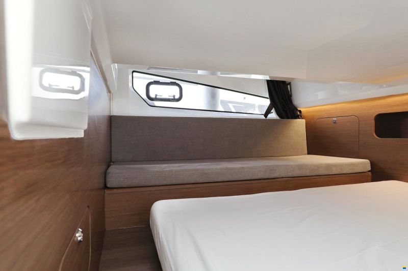 Beneteau Antares 11 FLY