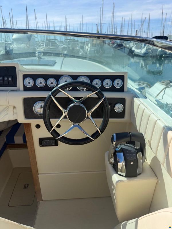 Colombo Antibes 27