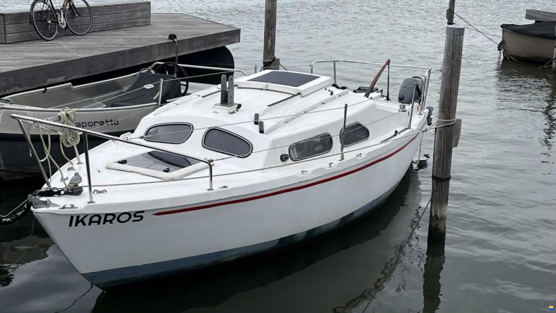 Hurley 20